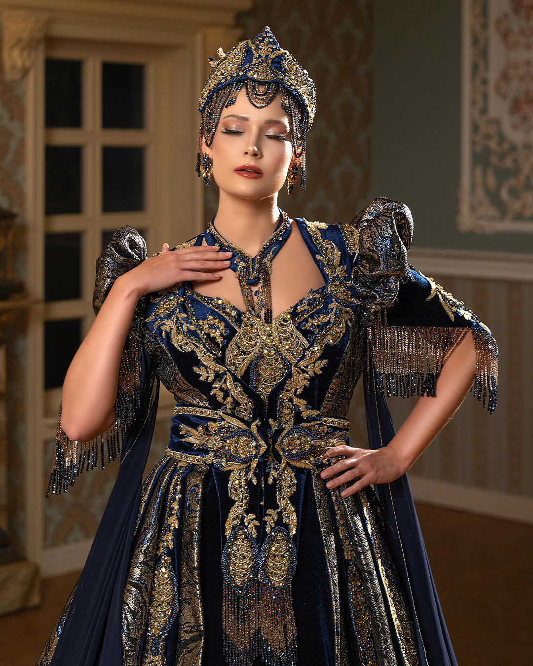 Gecenin Asaleti, Altının Işıltısıyla - B 2