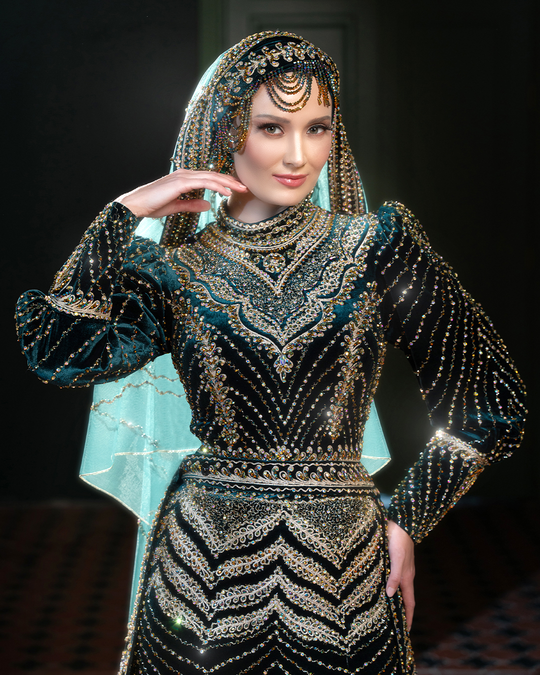 Zümrüdün Asaletiyle Parlayan Gelenek - B 4