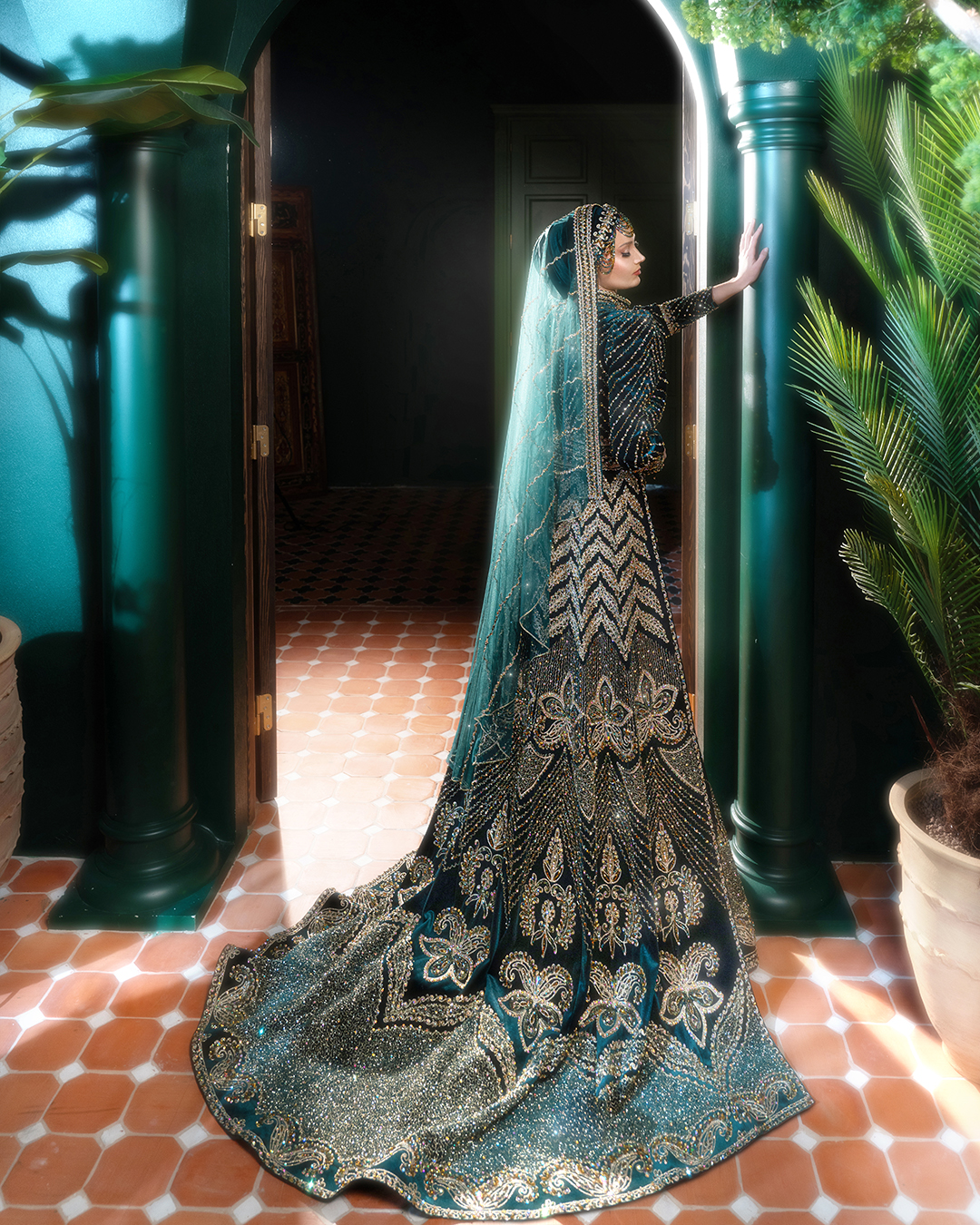 Zümrüdün Asaletiyle Parlayan Gelenek - B 4 - Görsel 2